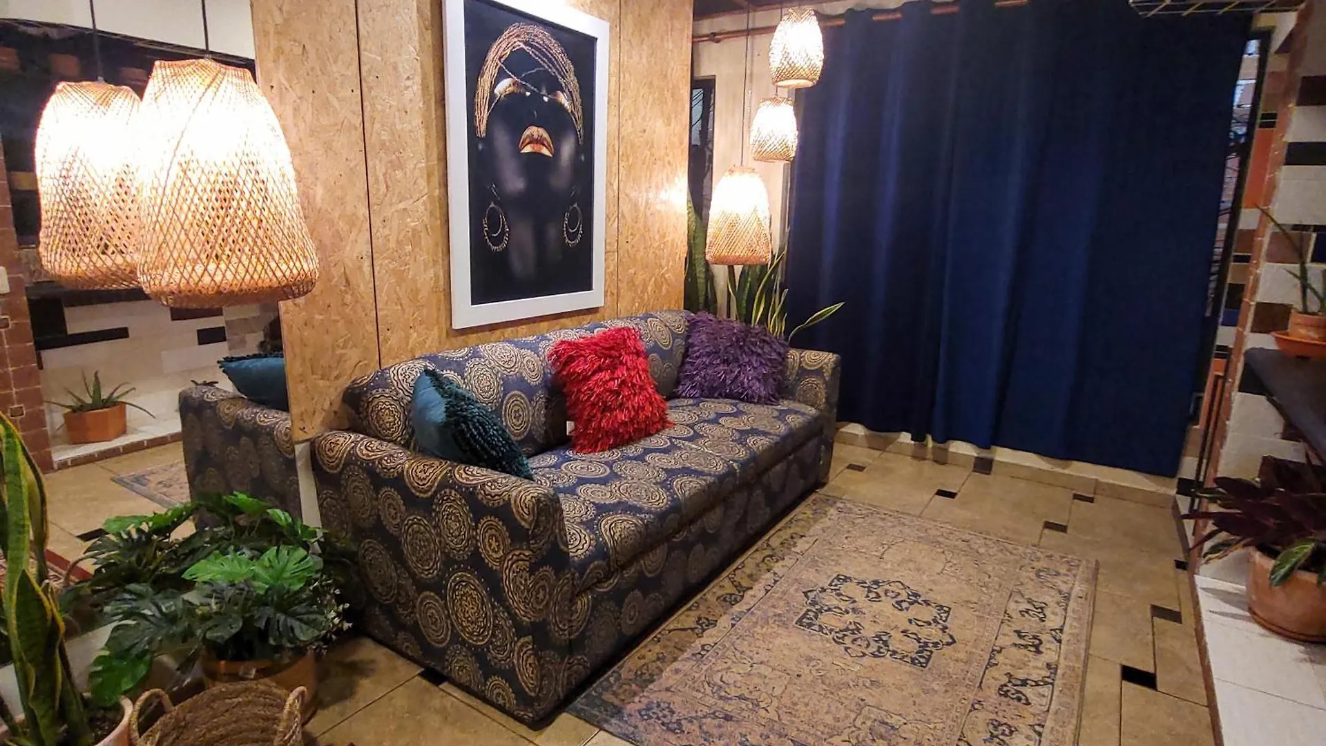 Apartamento Barrio Cultural Medellin Colombia